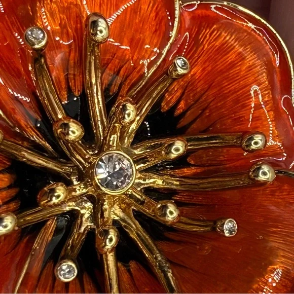 Vintage Monet Poppy Brooch β’ Red-Orange Enamel + Rhinestones β’ 2β β’ Signed - Picture 5 of 16